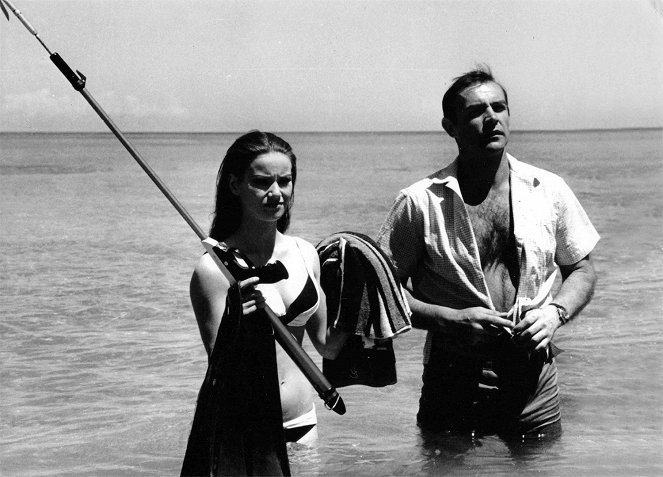 James Bond: Tűzgolyó - Filmfotók - Claudine Auger, Sean Connery