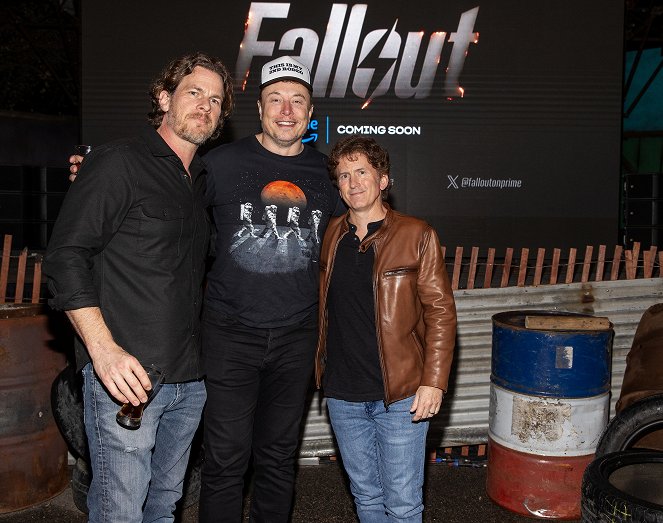 Fallout - Z akcí - The Fallout @ SXSW party on March 07, 2024 in Austin, Texas. - Jonathan Nolan, Elon Musk, Todd Howard