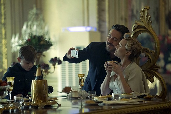 Režim - Půlnoční hostina - Z filmu - Guillaume Gallienne, Kate Winslet
