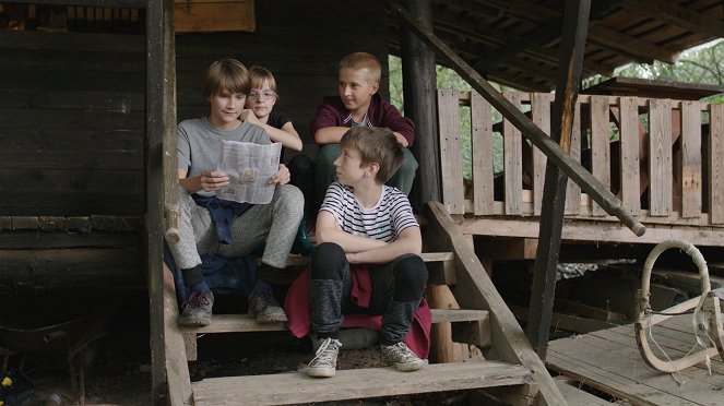 Little Detectives - Konec velké ryby - Photos - Matěj Havelka, Kateřina Myo Vorlová, Matěj Sedlák, Andy Kummer