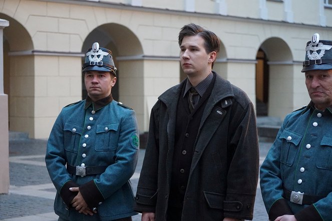 Rise of the Nazis - Into the Abyss - Filmfotos