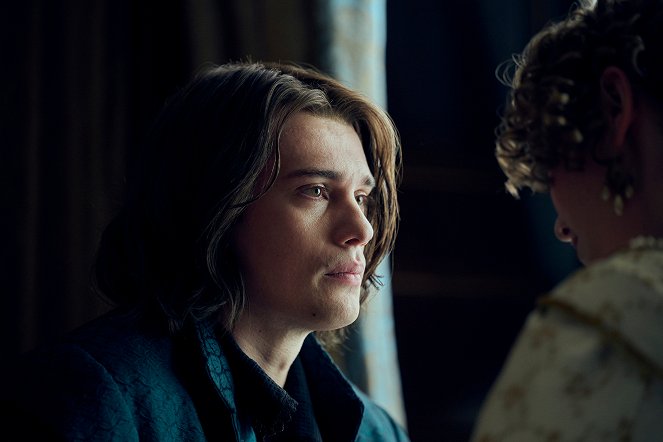 Mary & George - The Queen Is Dead - Photos - Nicholas Galitzine