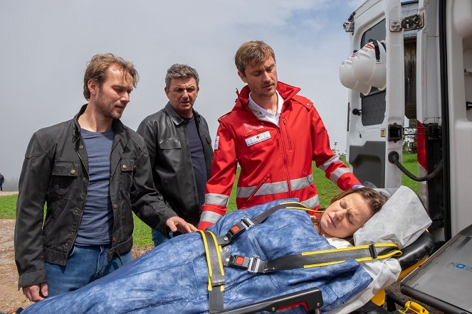 Doktor z alpejskiej wioski - Season 17 - Abgründe - Z filmu