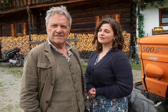 Doktor z alpejskiej wioski - Season 16 - Getrennte Welten - Z filmu