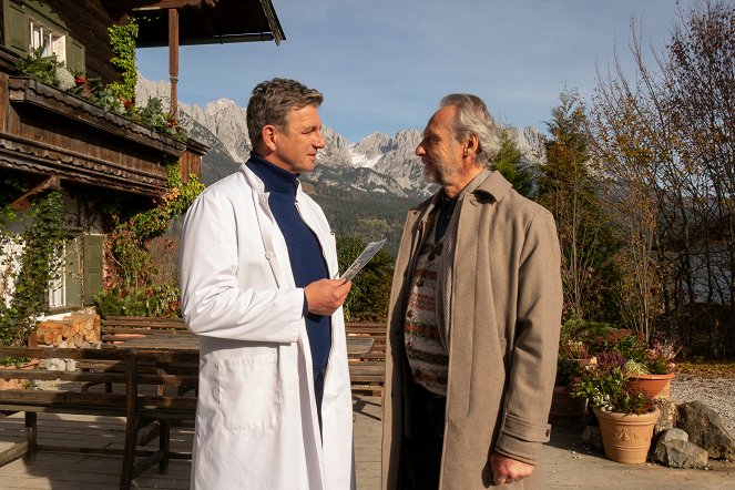 Doktor z alpejskiej wioski - Im Frieden – Teil 1 - Z filmu