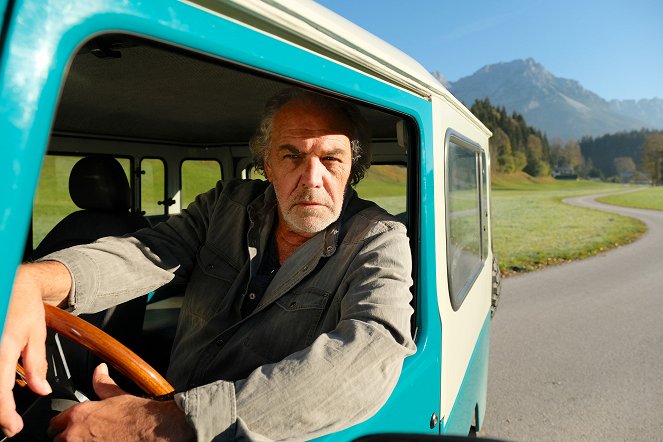 Doktor z alpejskiej wioski - Dissonanzen – Teil 1 - Z filmu