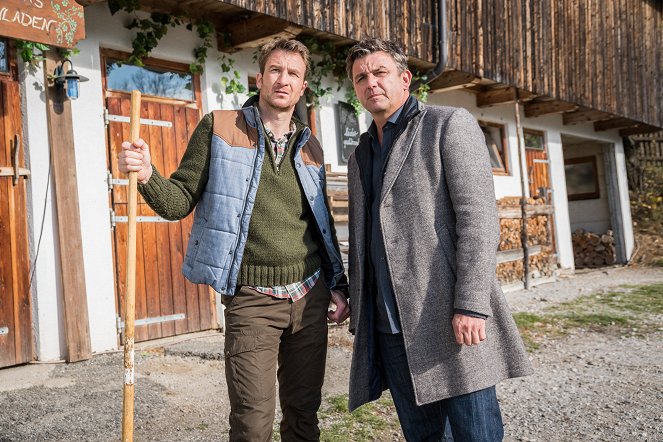 Doktor z alpejskiej wioski - Season 12 - Zeit der Wölfe – Teil 1 - Z filmu