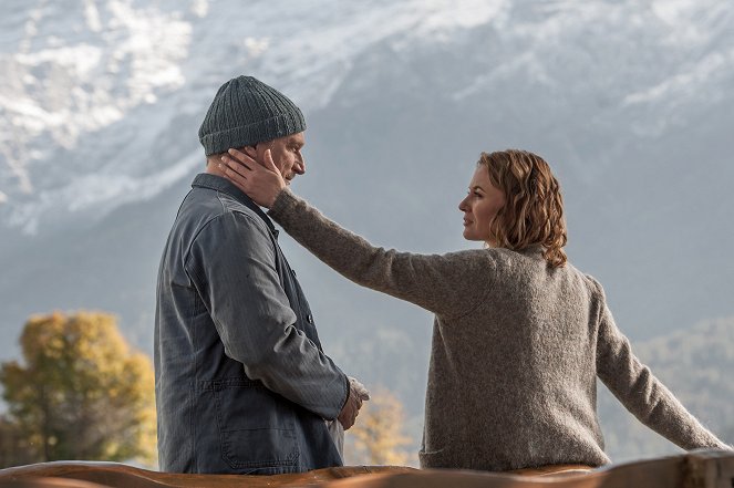 Doktor z alpejskiej wioski - Die falsche Frau – Teil 1 - Z filmu
