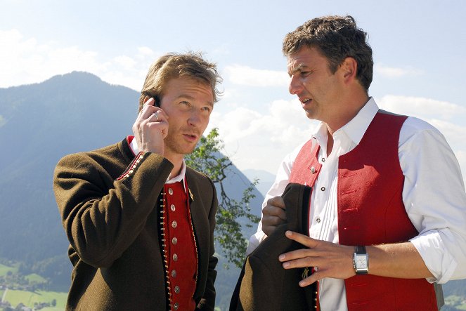 Doktor z alpejskiej wioski - Nur ein Haus - Z filmu