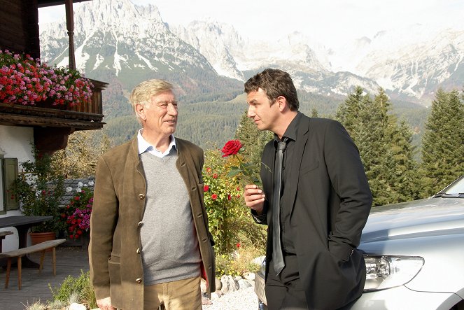 Doktor z alpejskiej wioski - Fluchthelfer - Z filmu