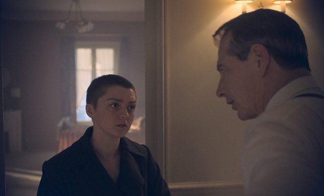 The New Look - It All Came True - Filmfotos - Maisie Williams, Ben Mendelsohn