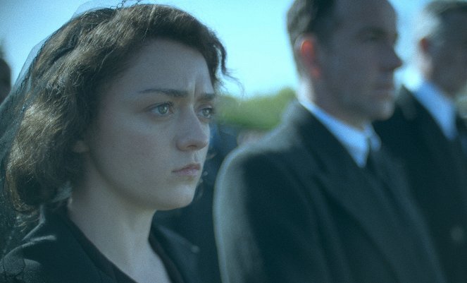 The New Look - Will You Return - Filmfotos - Maisie Williams