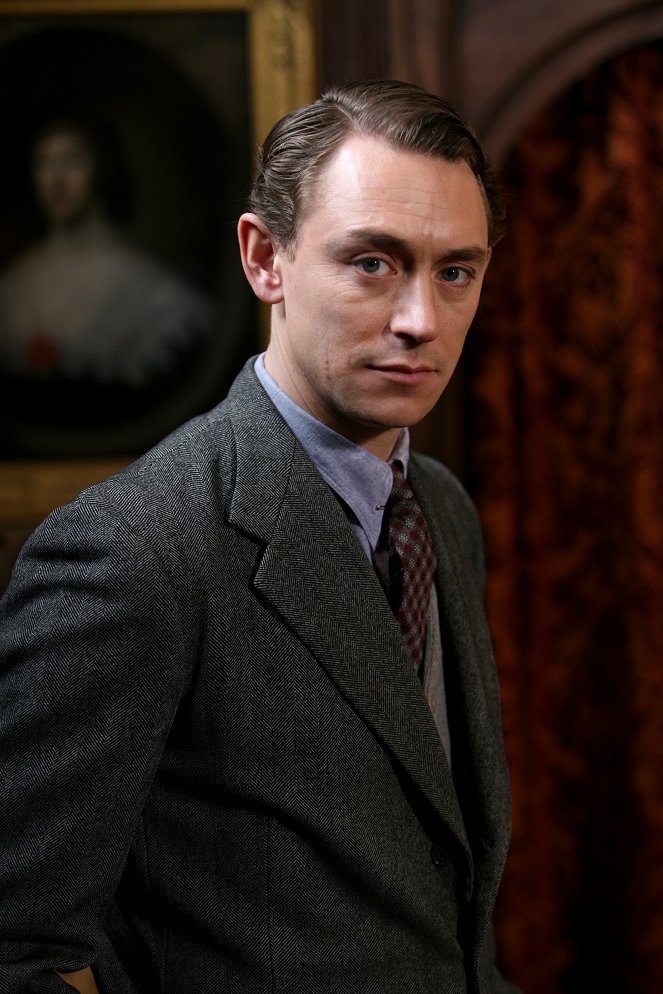 Agatha Christie Marple kisasszonya - Season 5 - Bűbájos gyilkosok - Promóció fotók - JJ Feild