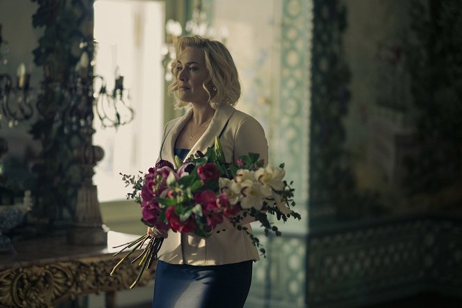 A rezsim - Don't Yet Rejoice - Filmfotók - Kate Winslet