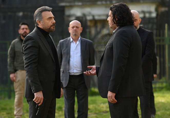 Ben Bu Cihana Sığmazam - Episode 28 - Photos - Oktay Kaynarca