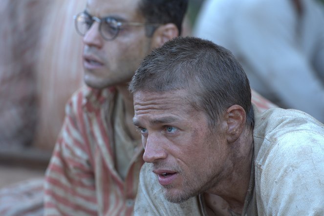 Papillon. Motylek - Z filmu - Charlie Hunnam