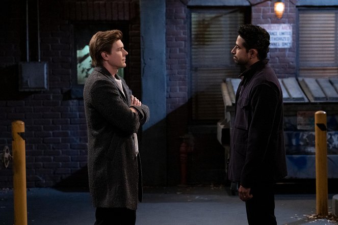 How I Met Your Father - Ride or Die - Photos - Christopher Lowell, Suraj Sharma