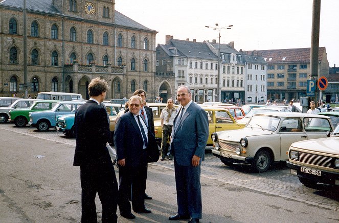 ARD History - Geheimdiplomat Bundeskanzler – Wie Helmut Kohl die Stasisicherheit narrte - Z filmu