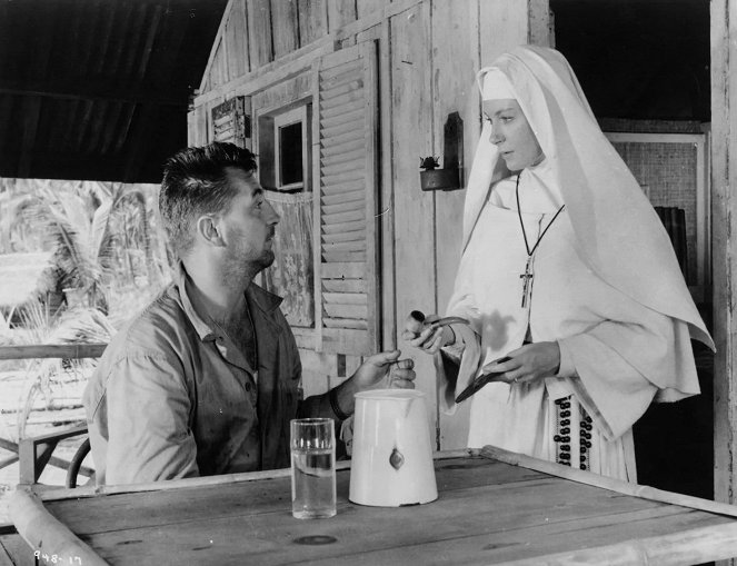 Der Seemann und die Nonne - Filmfotos - Robert Mitchum, Deborah Kerr