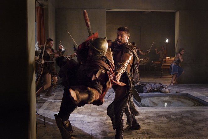 Spartacus - Spartacus: Vengeance - Einen Platz in dieser Welt - Filmfotos - Manu Bennett