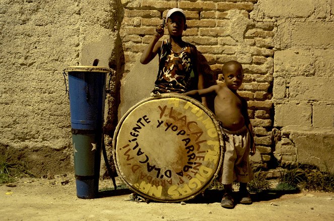En la caliente: Tales of a Reggaeton Warrior - Van film