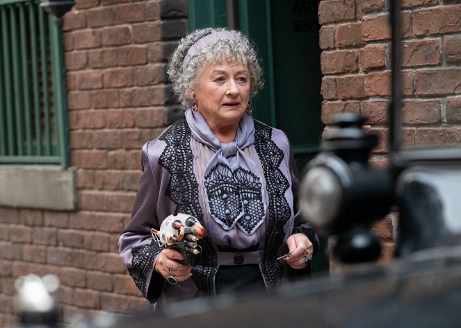 Murdoch Mysteries - Do the Right Thing, Part 2 - Do filme