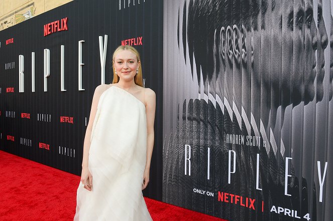 Ripley - Z akcií - The world premiere of Netflix's "Ripley" at The Egyptian Theatre Hollywood on April 03, 2024 in Los Angeles, California