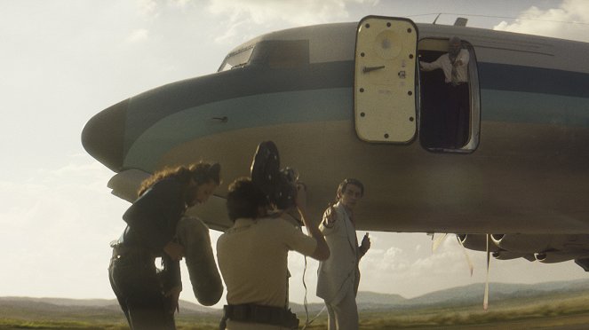 Únos letu 601 - Zubatá na jehlách - Z filmu