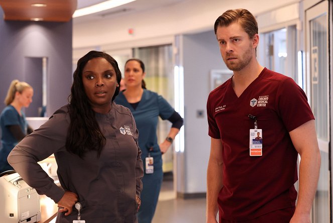 Chicago Med - Season 9 - Spin a Yarn, Get Stuck in Your Own String - Photos