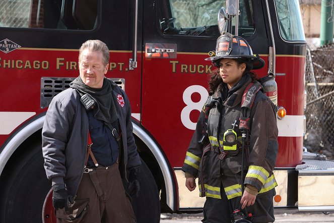 Chicago Fire - Something About Her - De la película