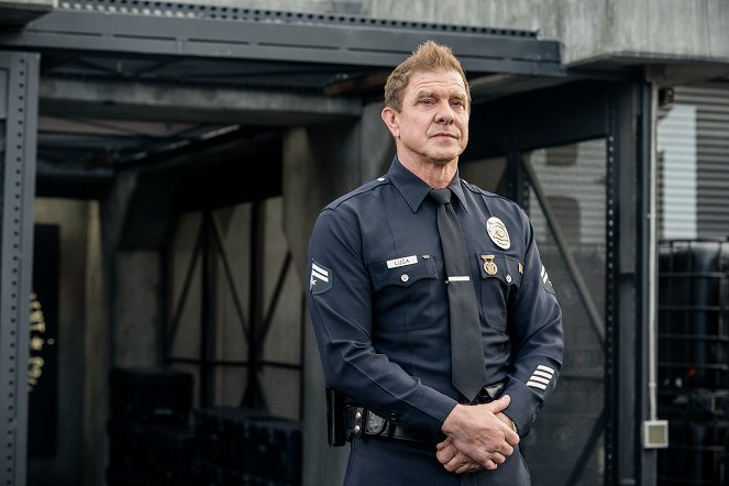 S.W.A.T. - Season 7 - Last Call - Photos