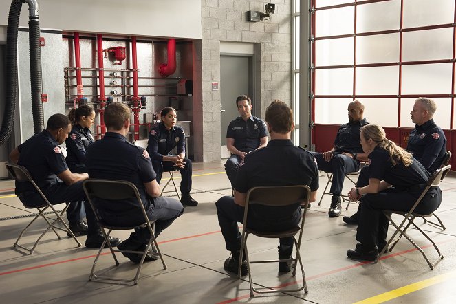 Station 19 - Season 7 - With So Little to Be Sure Of - Filmfotos