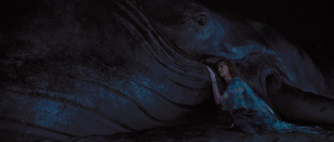 Palm Royale - Maxine zachraňuje velrybu - Z filmu - Allison Janney