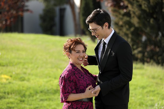 Love Reason Get Even - Episode 2 - Photos - Günay Karacaoğlu, İlhan Şen