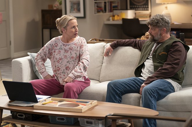 The Conners - Season 6 - Manifesting, Marriage Testing and Cheeseballs - Photos