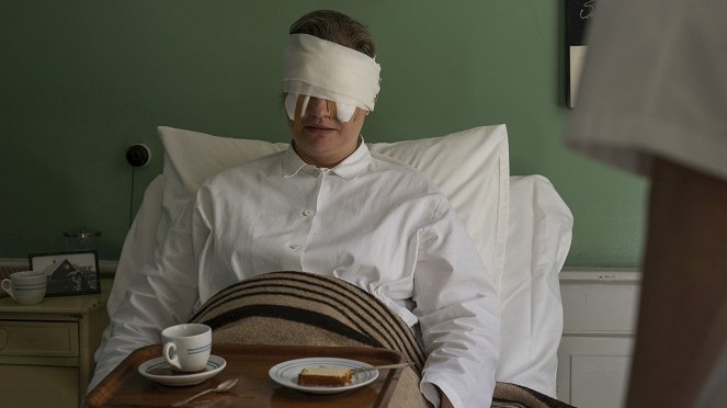 Sygeplejeskolen - Season 5 - Blind tro - De la película