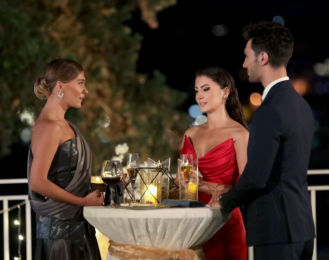 Love Reason Get Even - Episode 9 - Photos - Melisa Döngel, Burcu Özberk