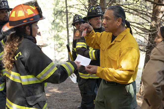Station 19 - Give It All - Do filme