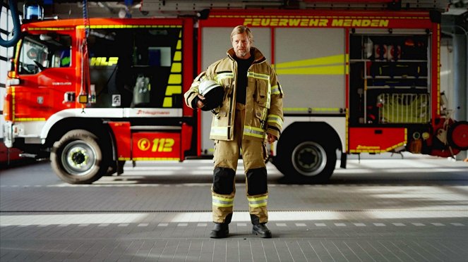 Einsatz für Henning Baum: 112 Inside Feuerwehr - Photos