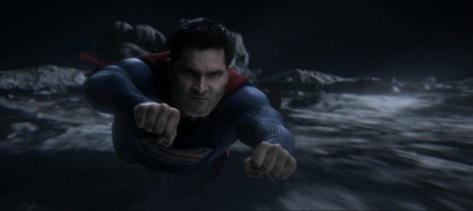 Superman and Lois - What Kills You Only Makes You Stronger - Van film - Tyler Hoechlin