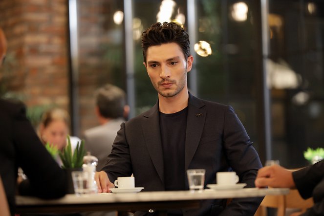 Love Reason Get Even - Episode 13 - Photos - İlhan Şen