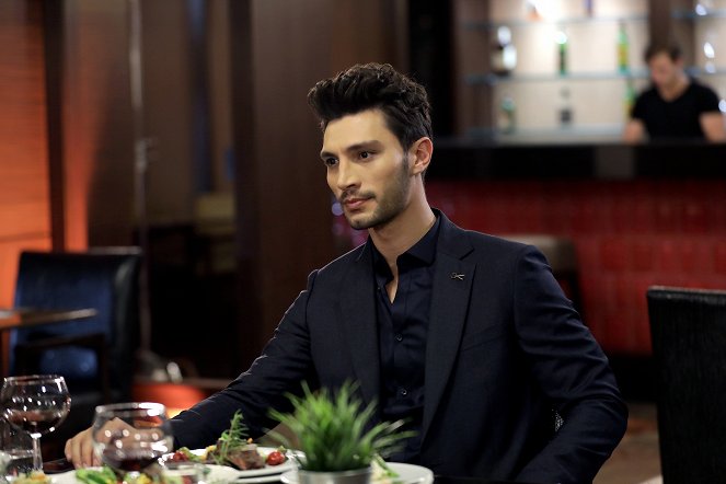 Love Reason Get Even - Episode 14 - Photos - İlhan Şen