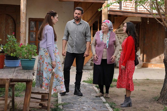 Gönül Dağı - Kader - De la película
