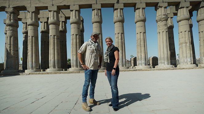 The Valley: Hunting Egypt's Lost Treasures - Hunt for Queen Nefertiti - Photos