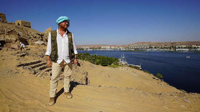 The Valley: Hunting Egypt's Lost Treasures - Curse of the Mummy - Photos