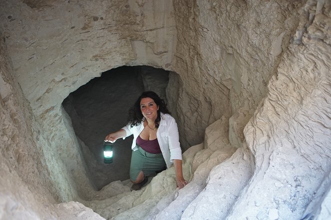 Egypt's Great Mummies: Unwrapped with Bettany Hughes - Photos