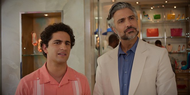 Acapulco - Sweet Dreams Are Made of This - De la película - Enrique Arrizon, Jaime Camil