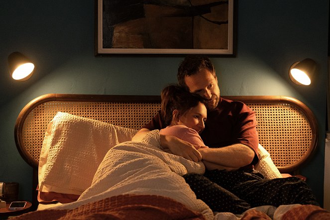Trying - Season 4 - The Send-Off - Film - Esther Smith, Rafe Spall