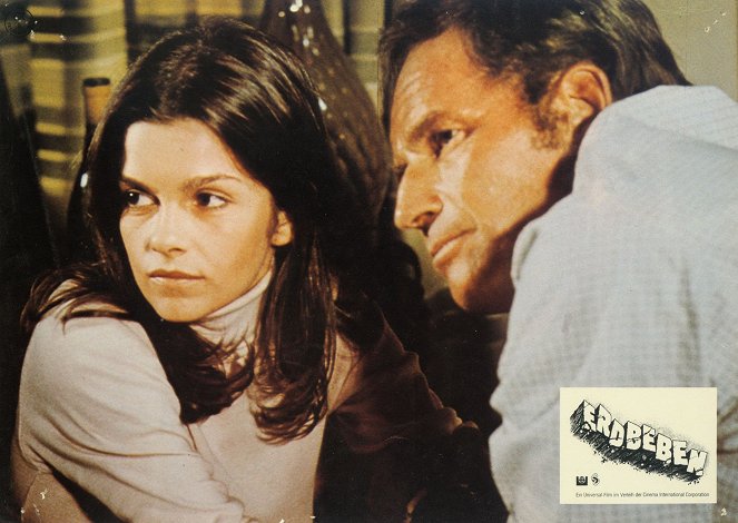 Earthquake - Lobby Cards - Geneviève Bujold, Charlton Heston