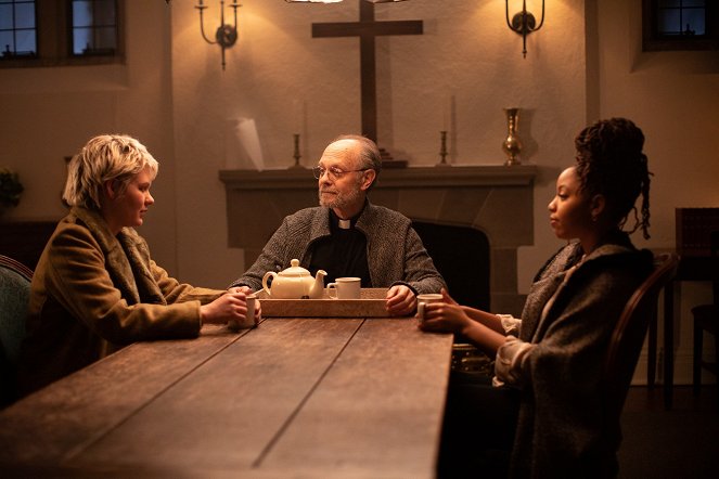 The Exorcism - Photos - Ryan Simpkins, David Hyde Pierce, Chloe Bailey